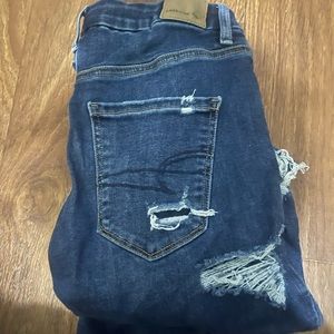 american eagle ripped jeans